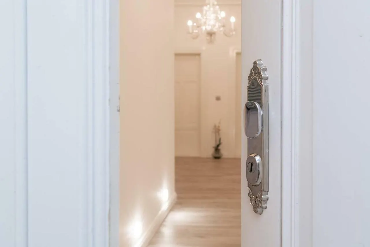 Arch III At Wenceslas Prague Apartment